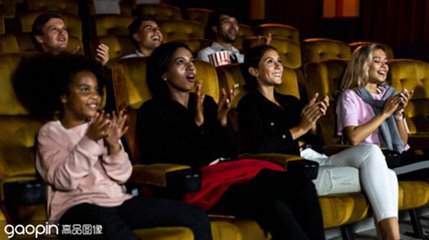 sanjipianyangguifei不速之客 电影 男生把我带到学校没人的地方卢卡斯提尔 第1张